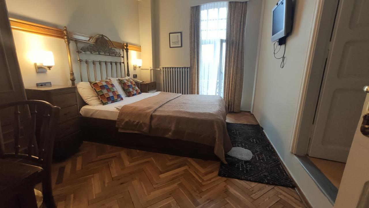 Turkoman Hotel Istanboel Buitenkant foto